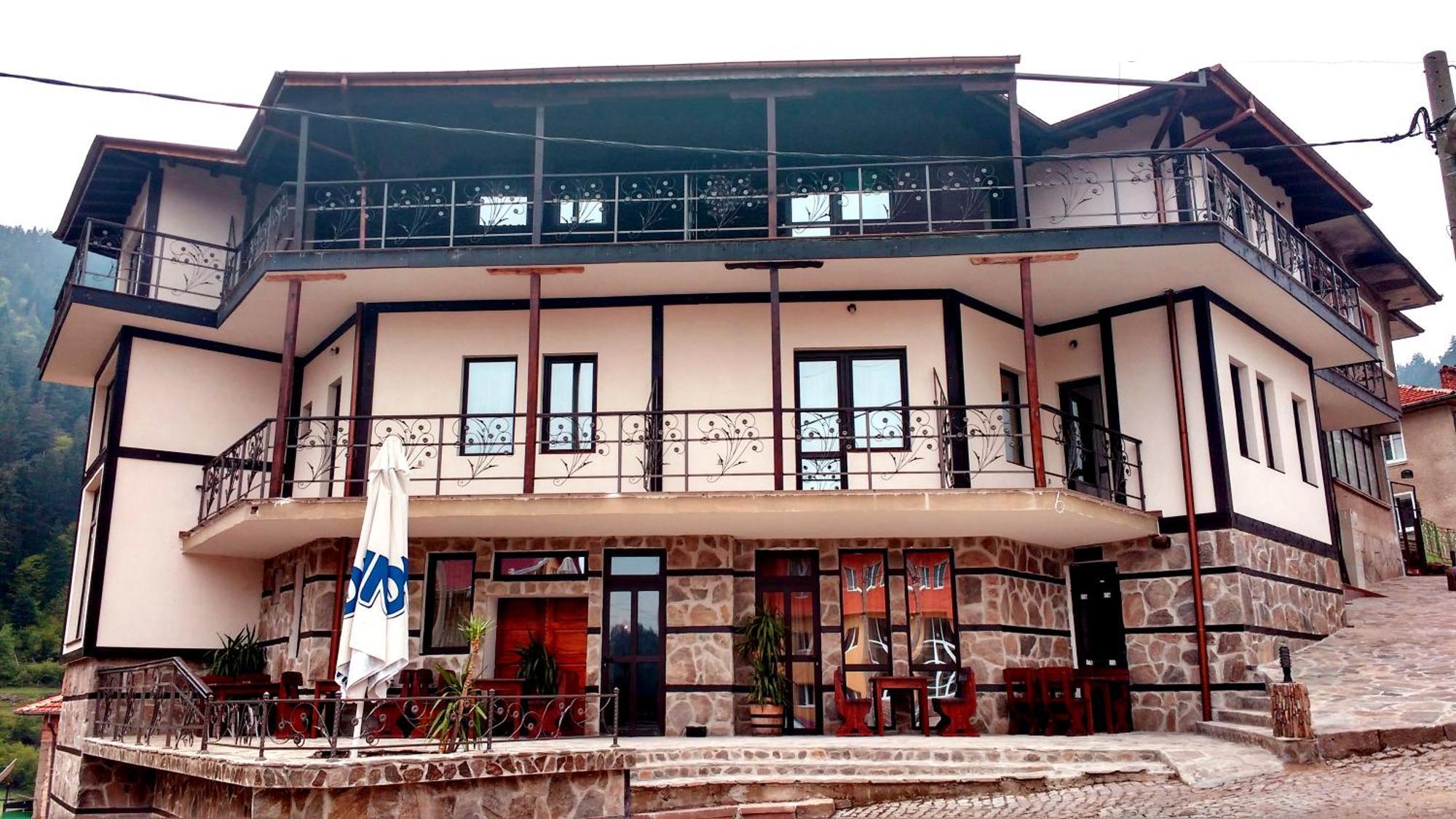 Family Hotel Valchanovata Kashta Fotinovo Exterior foto