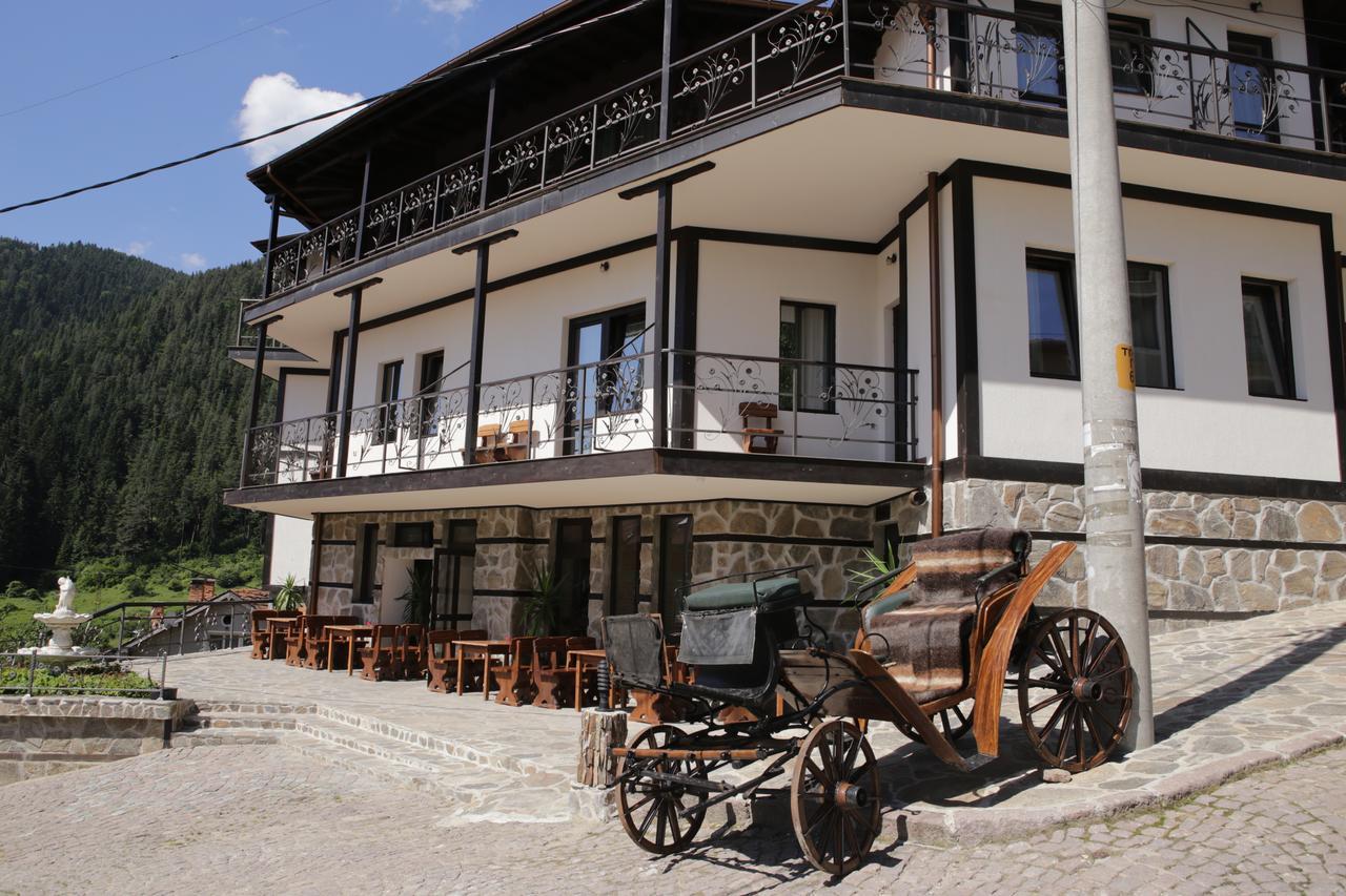 Family Hotel Valchanovata Kashta Fotinovo Exterior foto